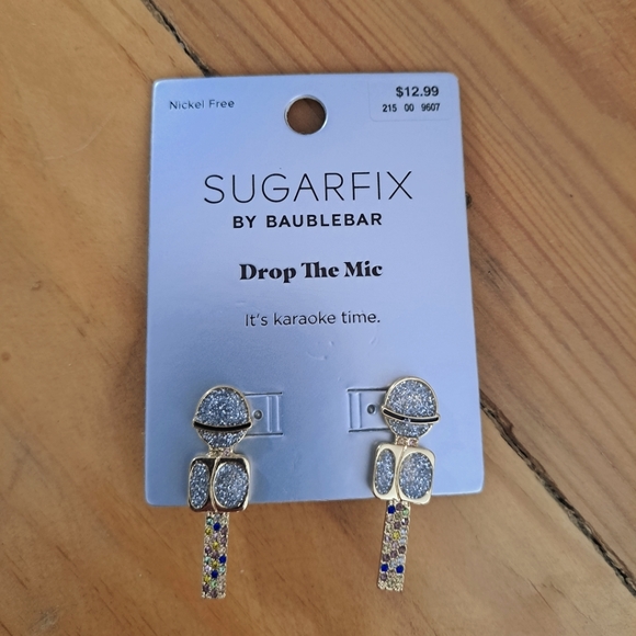 Earrings - Picture 1 of 2